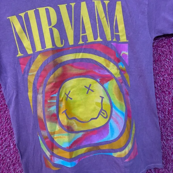 Nirvana Never Mind Smiley Face Purple Tshirt size Large - Image 4