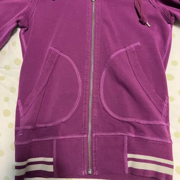 Lululemon Women’s Vintage Full Zip Jacket - Image 11