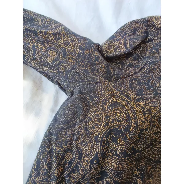 Ralph Lauren Jeans Co L 3/4 Sleeve Black with Gold Paisley Top - Image 5