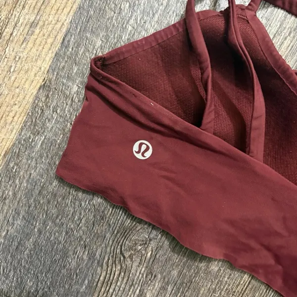 Lululemon burgundy sports‎ bra size xs - Image 3