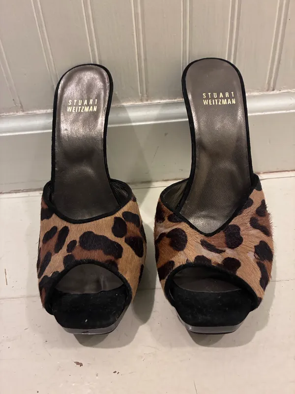 Vintage Stuart Weitzman Leopard Print Haircalf Peep-Toe Mule Heels - Image 3