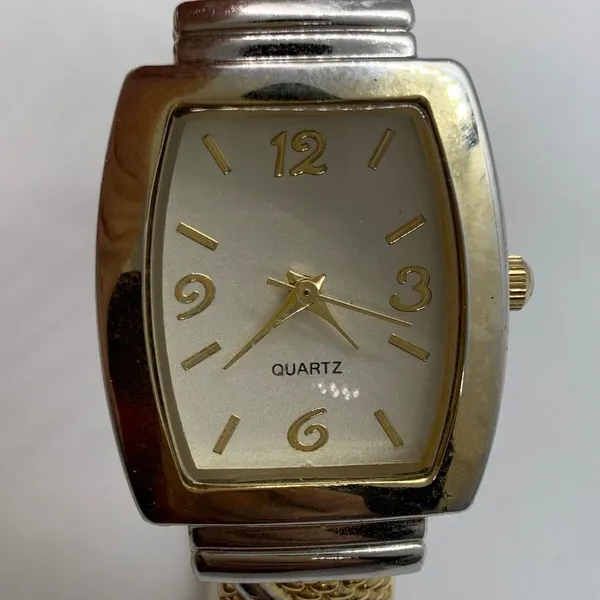 Ladies Quartz analog gold tone cuff bracelet watch size 7” runs - Image 2