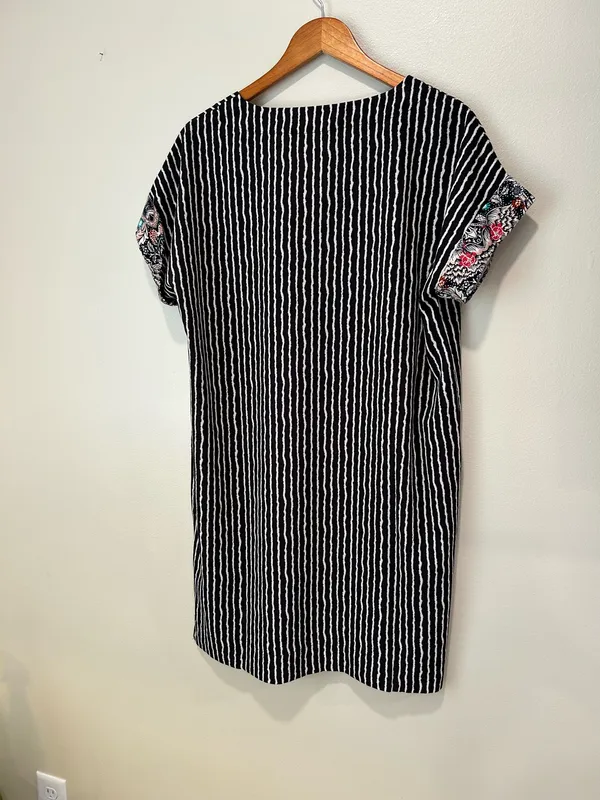 NWT Black and white dress (L) - Image 6