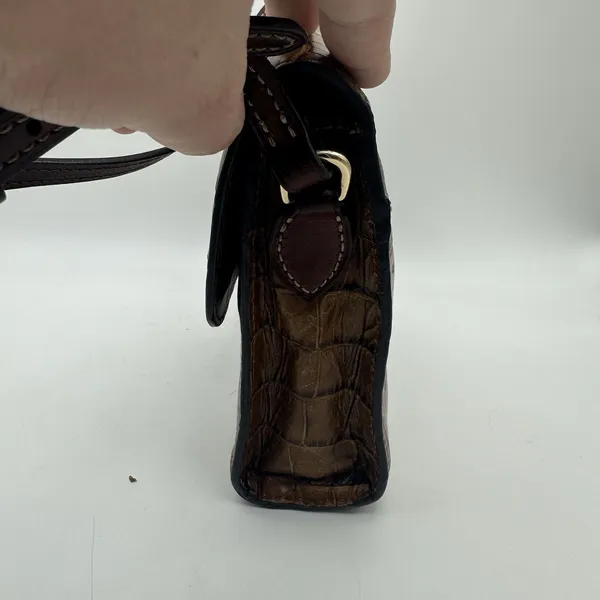Dooney & Bourke Vintage Brown Croc Embossed Leather Crossbody Bag - Image 13