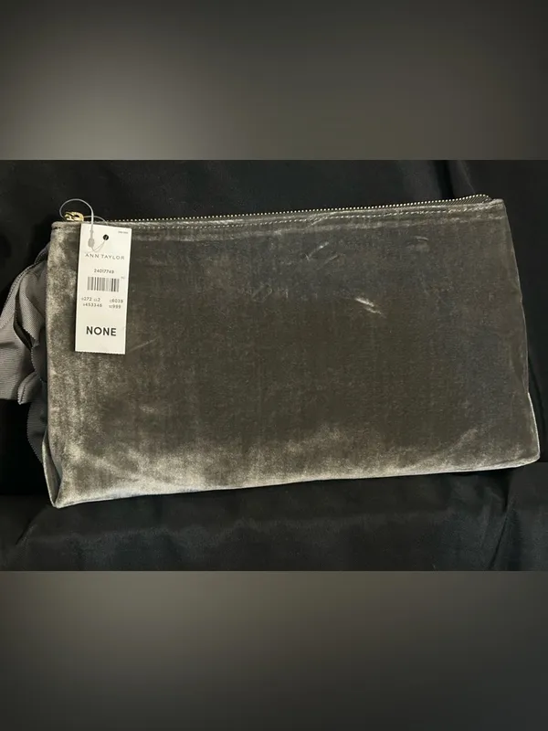 Anne Taylor Gray Velvet Zip Pouch Purse Clutch & Bow Accent NWT - Image 2