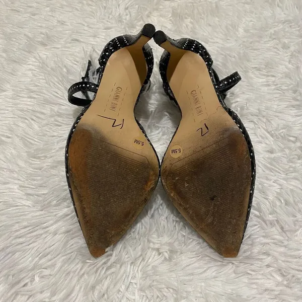 Gianni Bini Stiletto Heel in Black White Dot Size 5.5 - Image 5