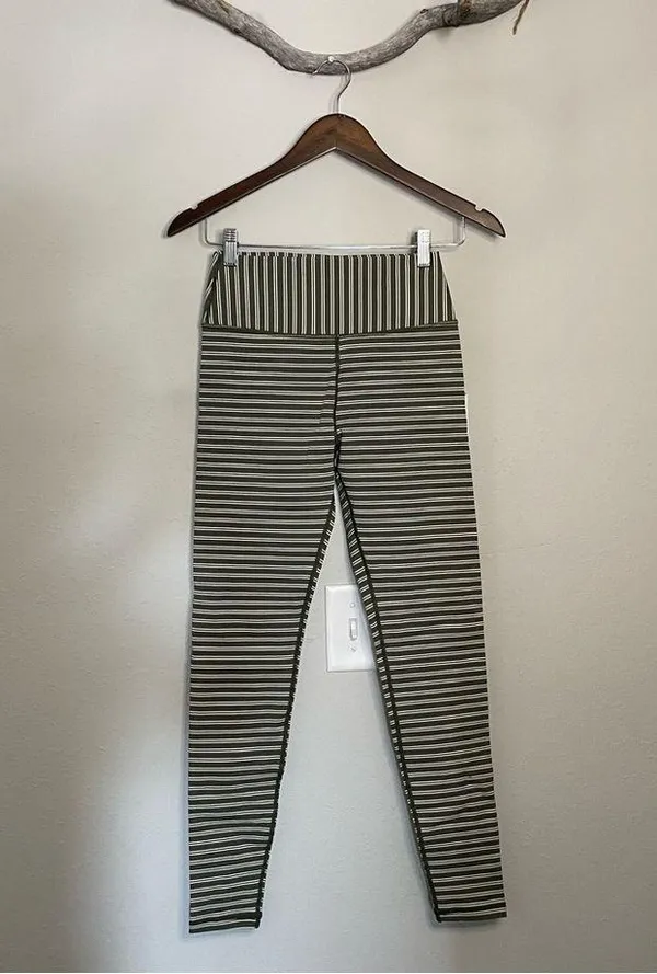 Glyder Sultry Legging in Moss & Oatmilk Stripe - Image 4