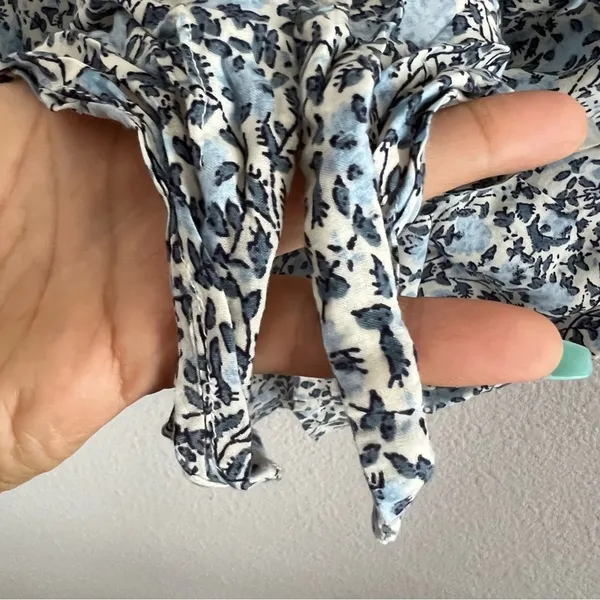 Lucky Brand Mixed Print Tie Front Button Blue Floral Top XS - Image 5