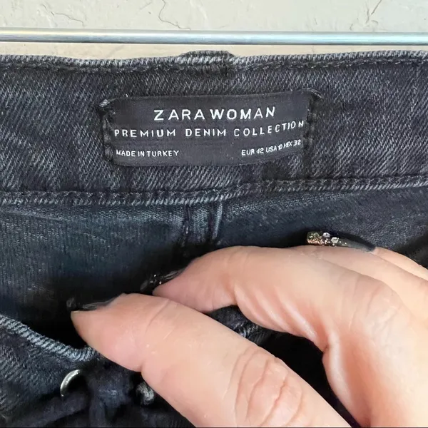 Zara Black High Rise Lace Up Fly Kick Out Crop Released Raw Hem Flare Jeans‎ - Image 10