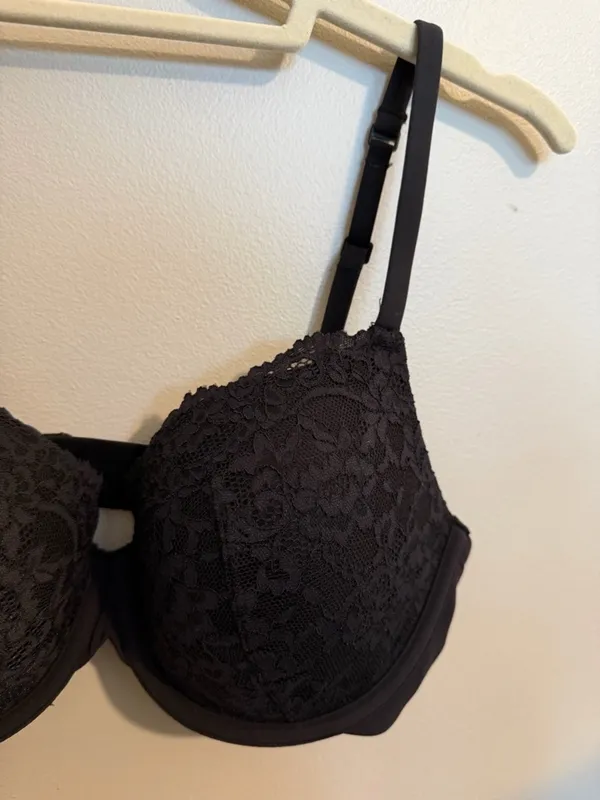 Skims Fits Everybody Lace T-Shirt Bra - 36C - Image 4