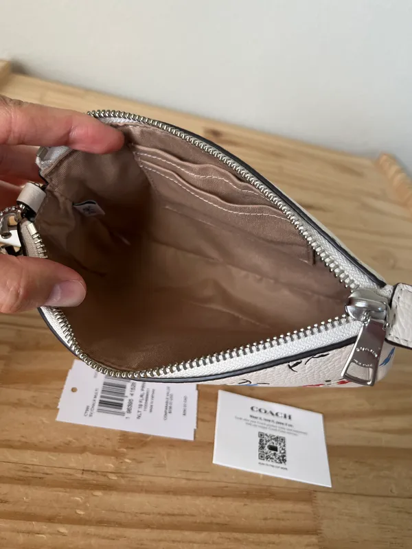 Coach Nolita 19 - Image 12