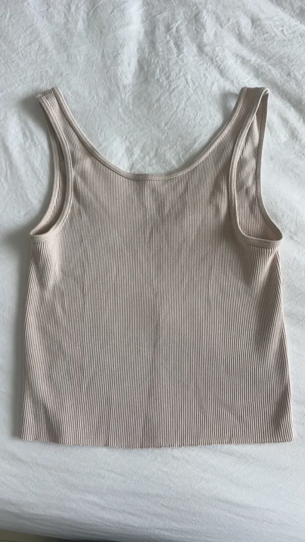Brandy Melville John Galt cream ribbed cotton tank top - Image 2
