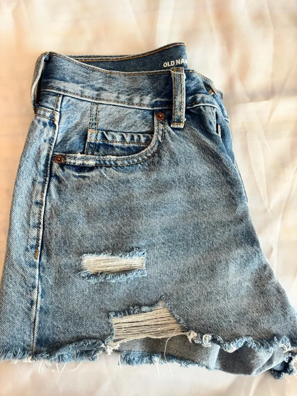 Old Navy Denim Shorts - Image 5