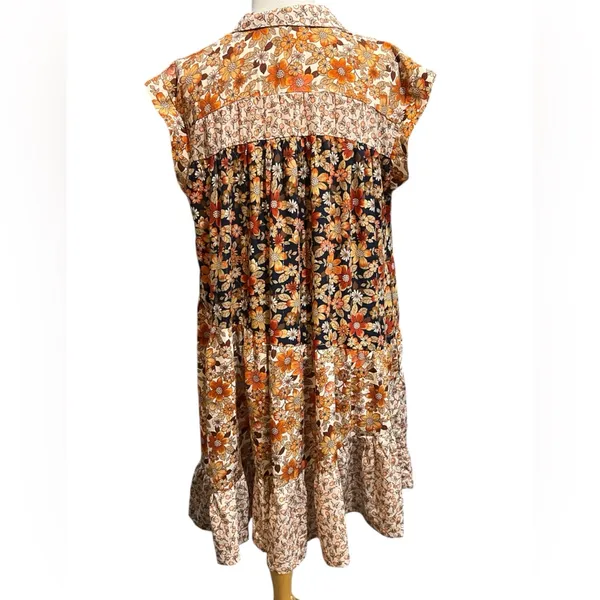 BiBi Floral mini dress, flutter sleeves, button - Image 3