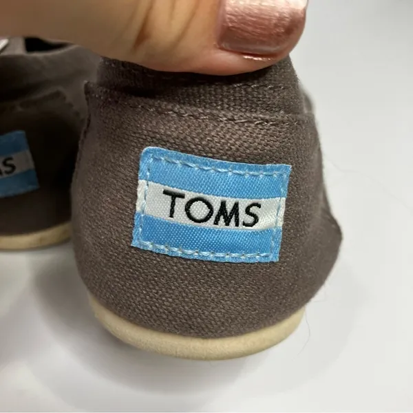 Gray classic Tom’s flats size women’s‎ 8 - Image 5