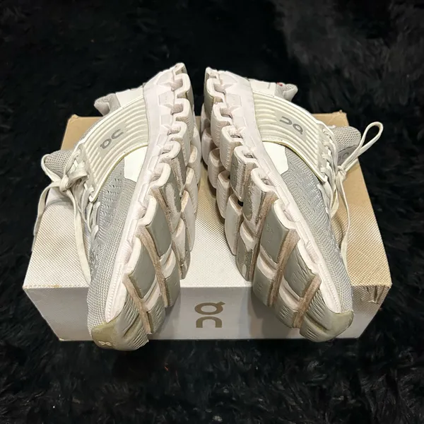ON CLOUDSWIFT gray white running athletic training shoes sneakers  - Image 7