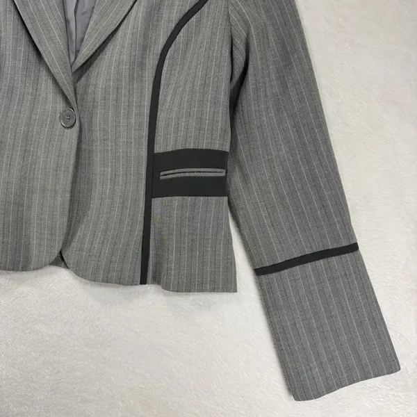 Jessica McClintock 8 Pinstripe Grey Blazer Black Trim Tailored Office Career Y2K - Image 5