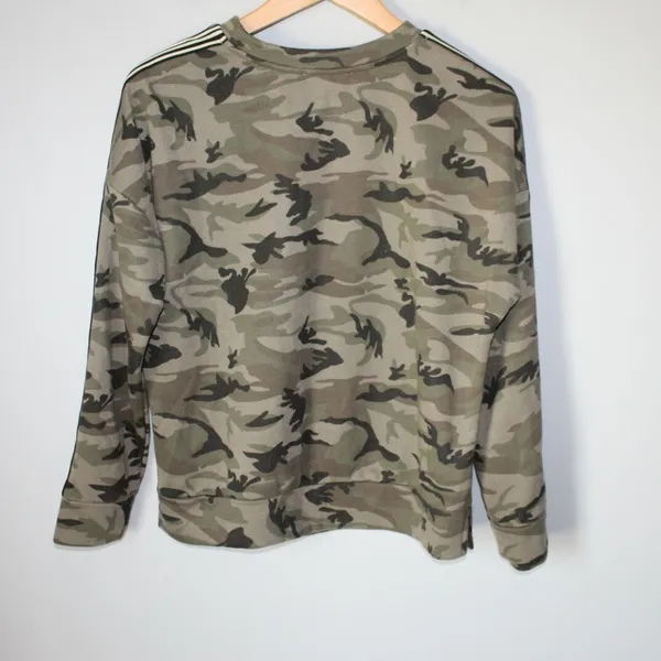 ✨ BOGO The Buckle Camo Crew Sweatshirt HW7179 - Image 4