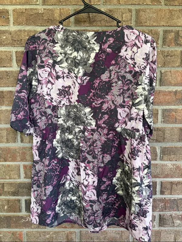 LOFT MATERNITY Purple and Black Floral V-Neck Tunic - Image 3