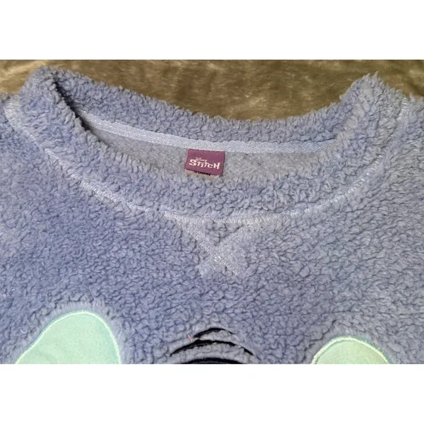 Disney Stitch Womens Size Medium Sweatshirt Faux Fur Fleece Sleepwear Top Lounge - Image 6