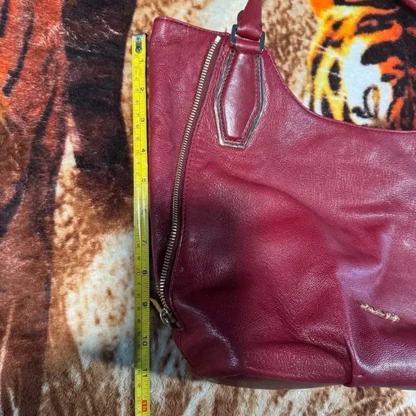 Michael Kors Elegant Red Leather Women's Bag - Image 2
