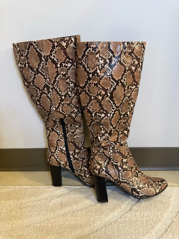 Snake print boots Brown Size 9 - Image 3