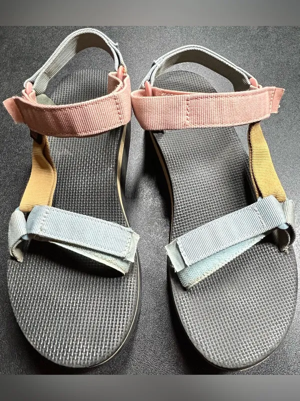 Teva Women's Size 7.5 Universal Light Multi Color Platform Sandal - Image 4