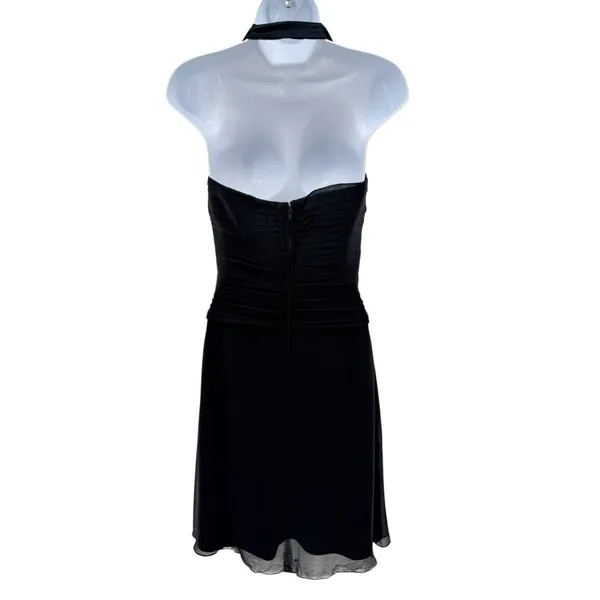Tadashi Shoji Black Silk Halter Pleated Cocktail Dress Chiffon Gala LBD‎ Old Money 4 - Image 2