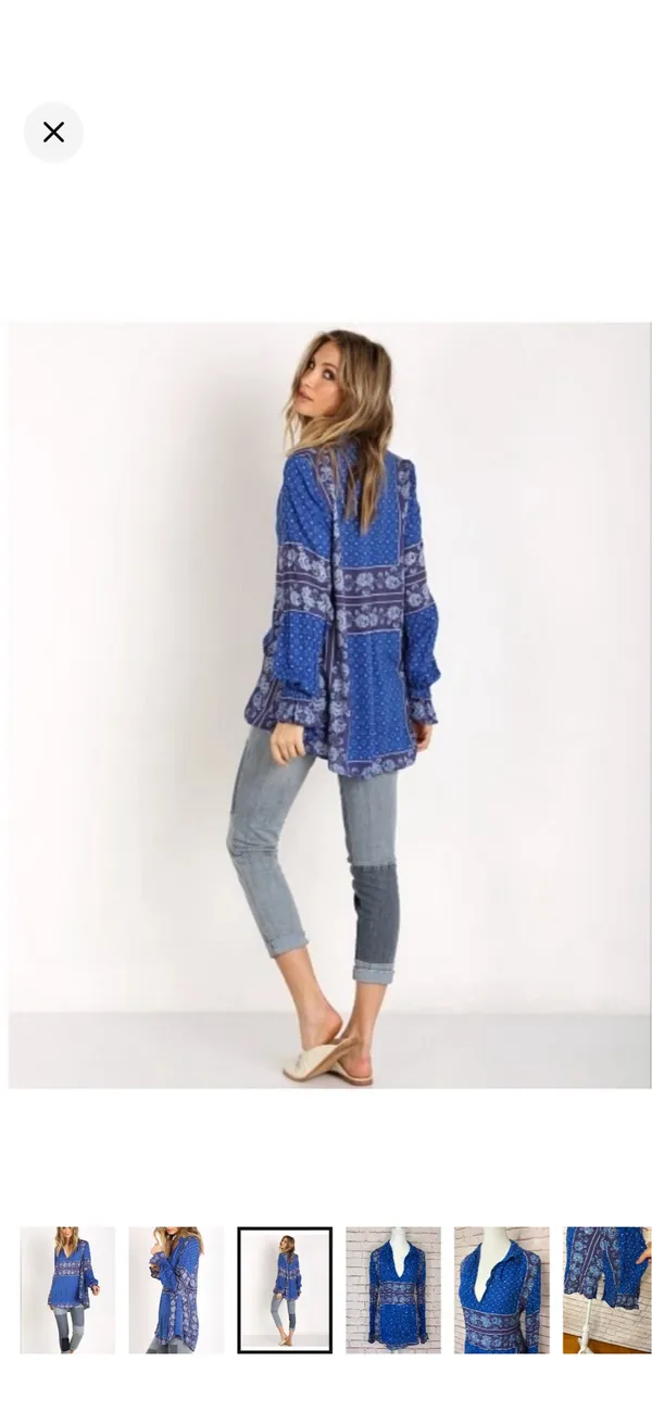 Free People Changing Times Tunic in Blue/Purple Paisley EUC Small. Oversize fit. No stretch. 100% rayon. Elastic and ruffle cuff. Deep v front. Split at hips. 19” bust 26-28” long - Image 3