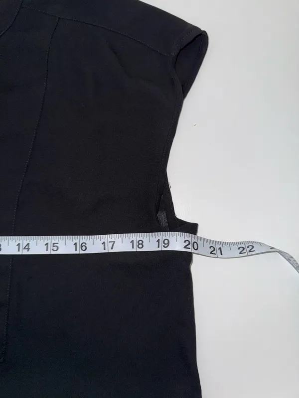 J. Crew Keyhole Neck Cap Sleeve Blouse Black Round Neck - Image 8