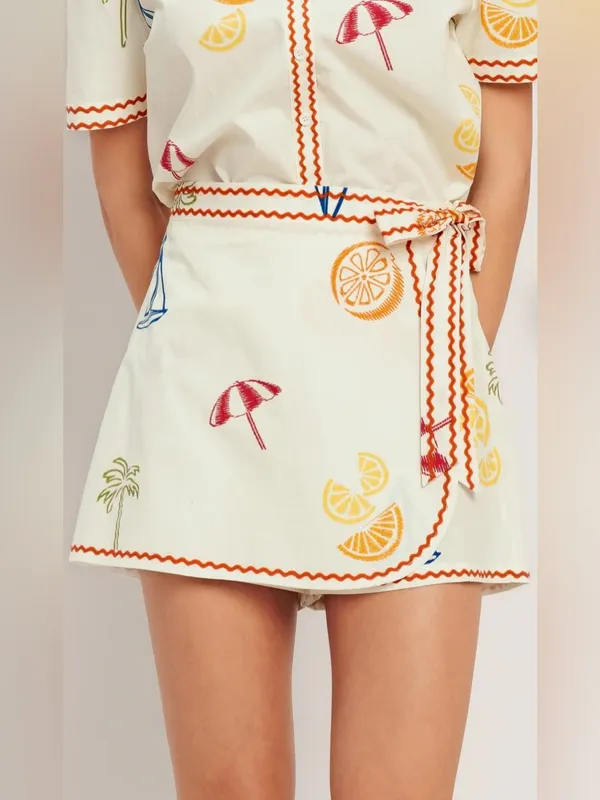 Emily Skort Set Top and Skort Citrus Fruit Beach Umbrella Print size Small NWT - Image 3