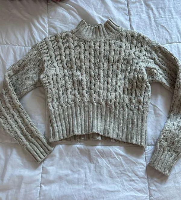 Aritzia Wildfred Sweater - Image 3
