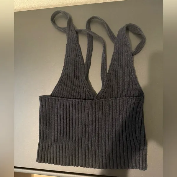 PacSun LA Hearts Black Halter Top - Image 2