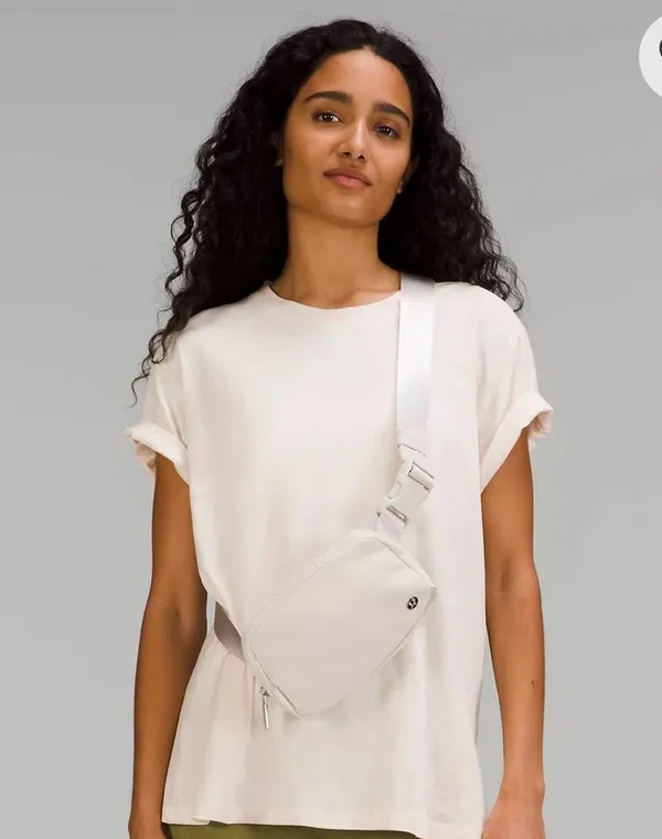 Lululemon Everywhere Belt Bag 1L - White Opal - Image 2