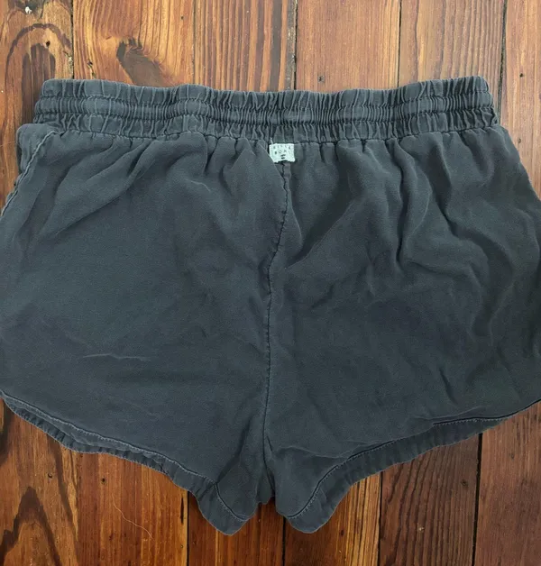 Billabong Black Shorts - Image 2