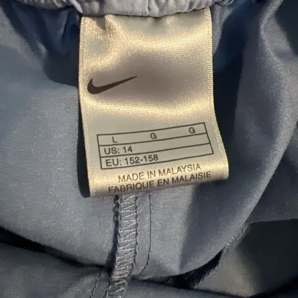 Nike  Running Shorts Large‎ - Image 3