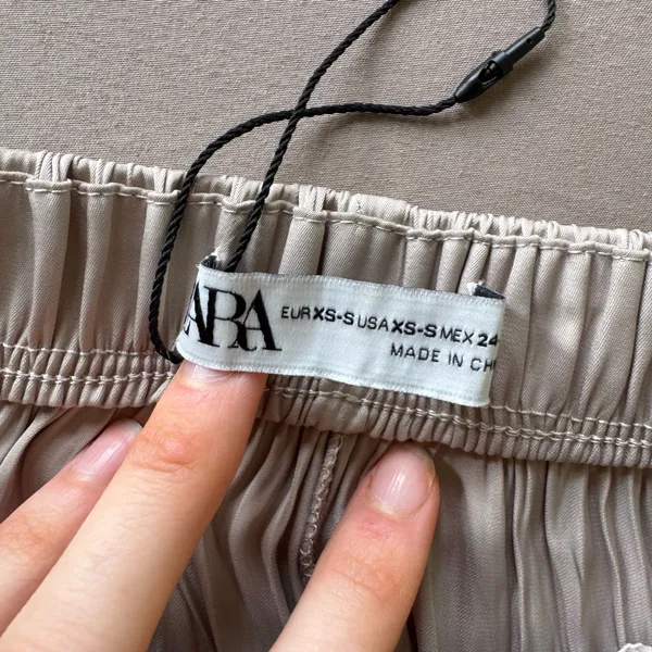 Zara Pleated Midi Skirt - Image 8