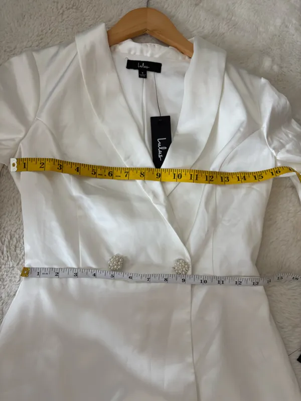 Lulus Regal Aura White Satin Long Sleeve Blazer Romper Size Small Bridal Party - Image 8
