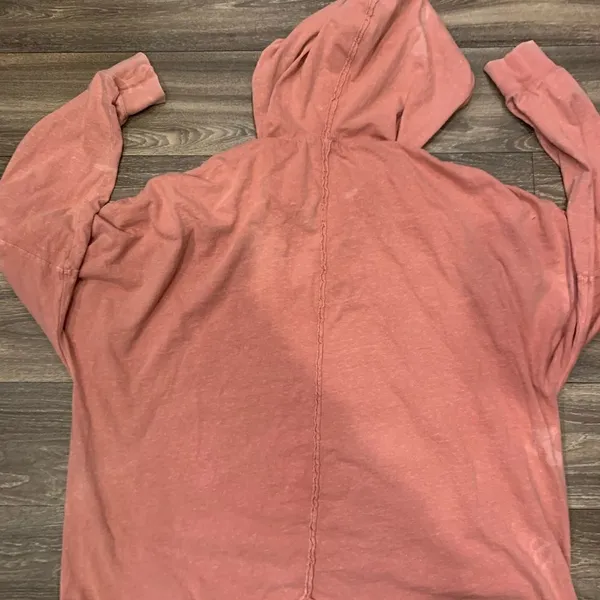 Free People Movement oversized lightweight hoodie. Size: S. Distressed - Image 5