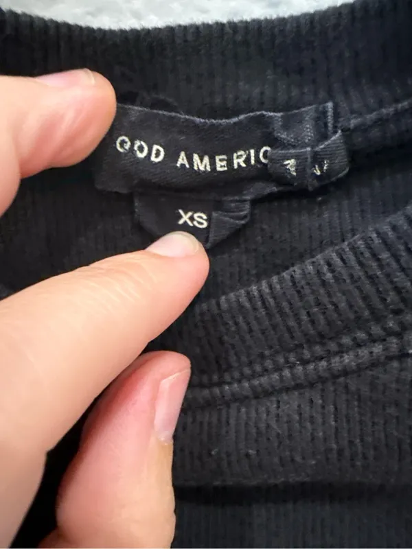 Good American Black Ribbed Short Sleeve Bodysuit XS - Image 2