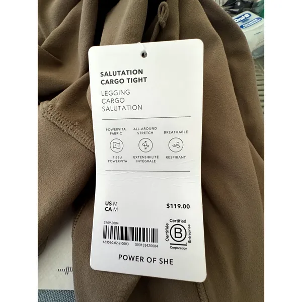 Athleta Salutation Stash High Rise Cargo Legging NWT Size M - Image 3