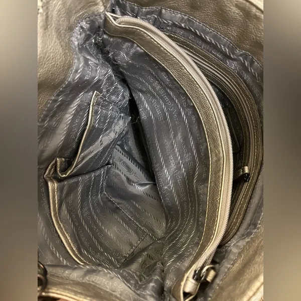 Simply Vera metallic grey purse Gray - Image 4