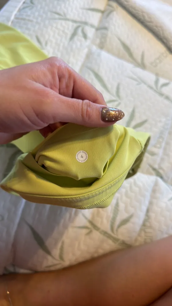 Lululemon Leggings Crop - Image 3