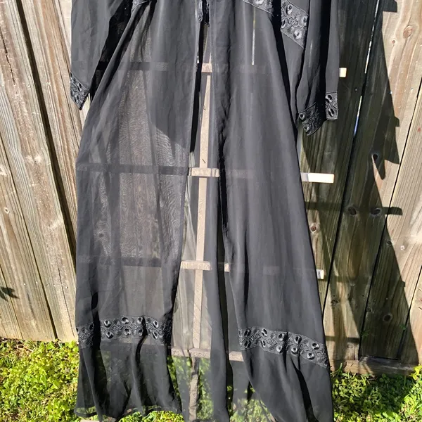 Abaya Black light weight Sheer Open Front Tie Front Size L - Image 6