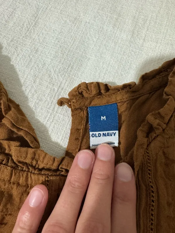 Old Navy Brown Top - Image 3