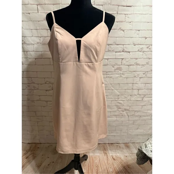Lulus blush pink sleeveless dress size large - Image 2