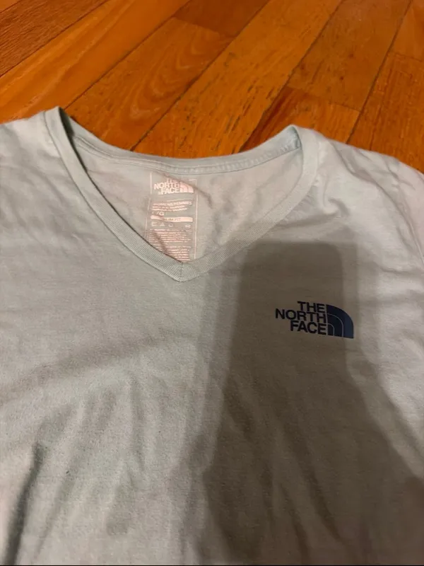 The North Face Women's Pale Blue V-Neck Tee - Image 2