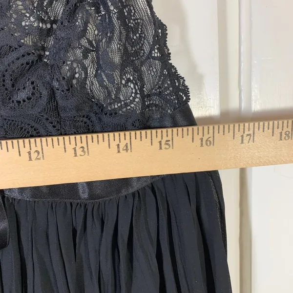 Victoria's Secret Black Lace Pleated Babydoll Chemise XL 186982-093 Festival Bow - Image 5
