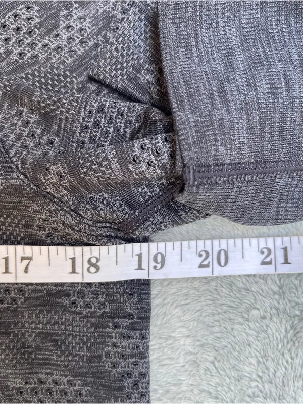 Lululemon Breeze By long sleeve shirt streetwear loungewear activewear training - Image 8