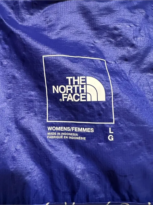 The North Face Blue & White Topographic Map Windbreaker – Size Large - Image 12